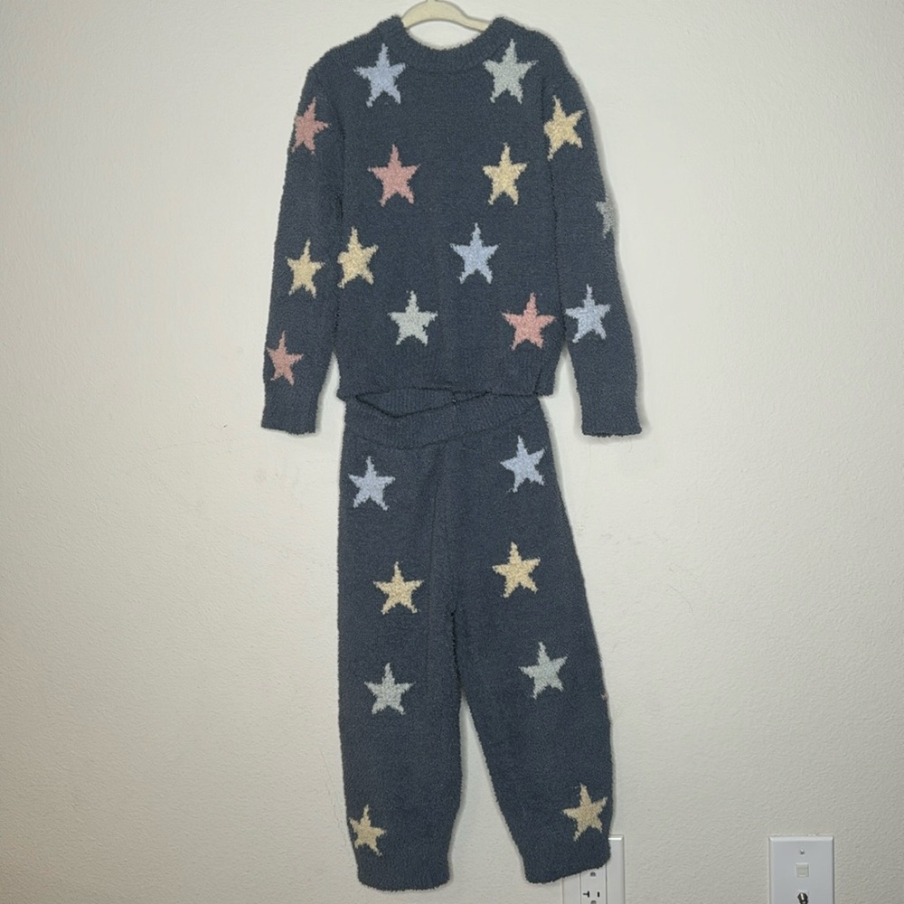 Lola and the boys star fuzzy set